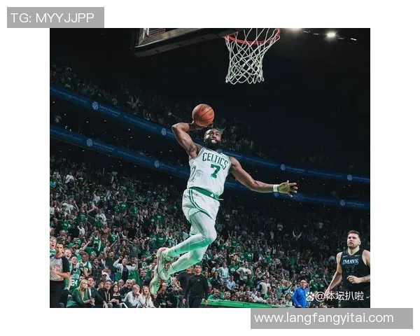 凯尔特人最新战报全场高光时刻集锦展现球队精彩表现